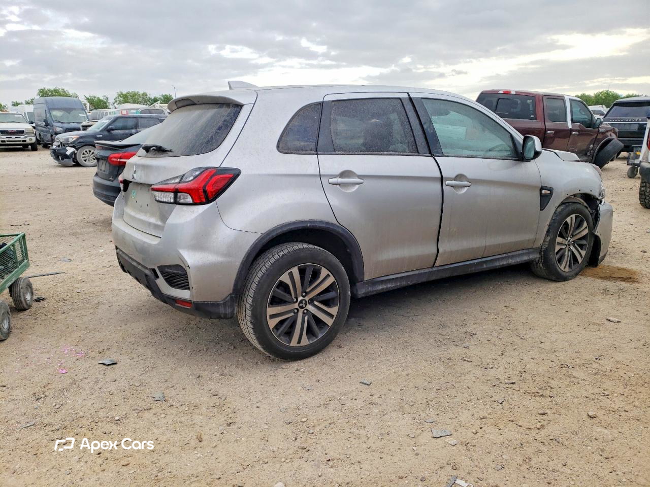 Mitsubishi Outlander 2021