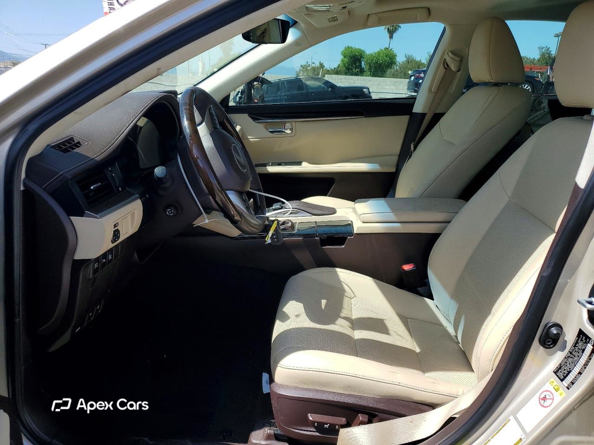 Lexus ES 2017