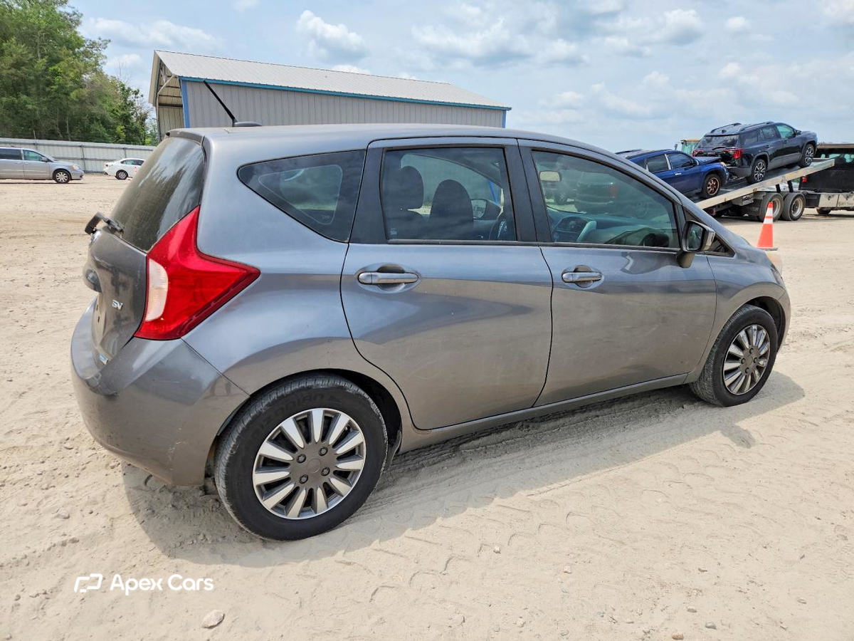 Nissan Versa 2016