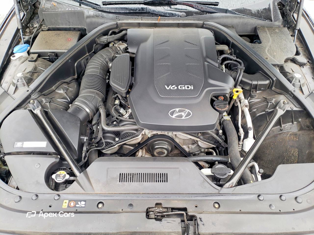 Hyundai Genesis 2015
