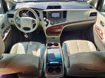 Toyota Sienna 2012