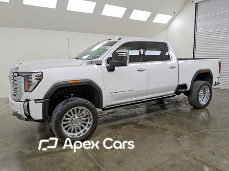 GMC Sierra 2024 - Image 1 of 12