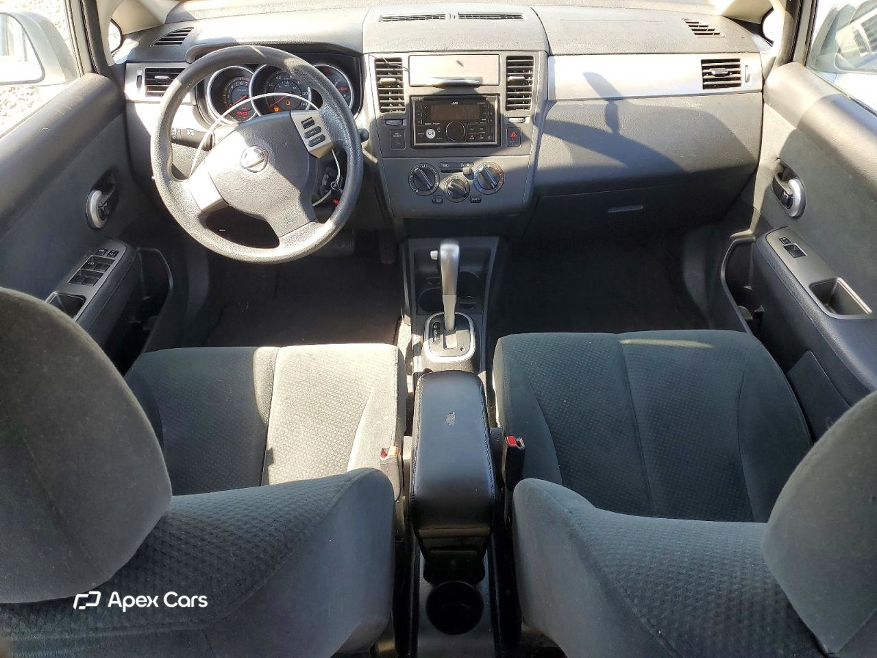 Nissan Versa 2011