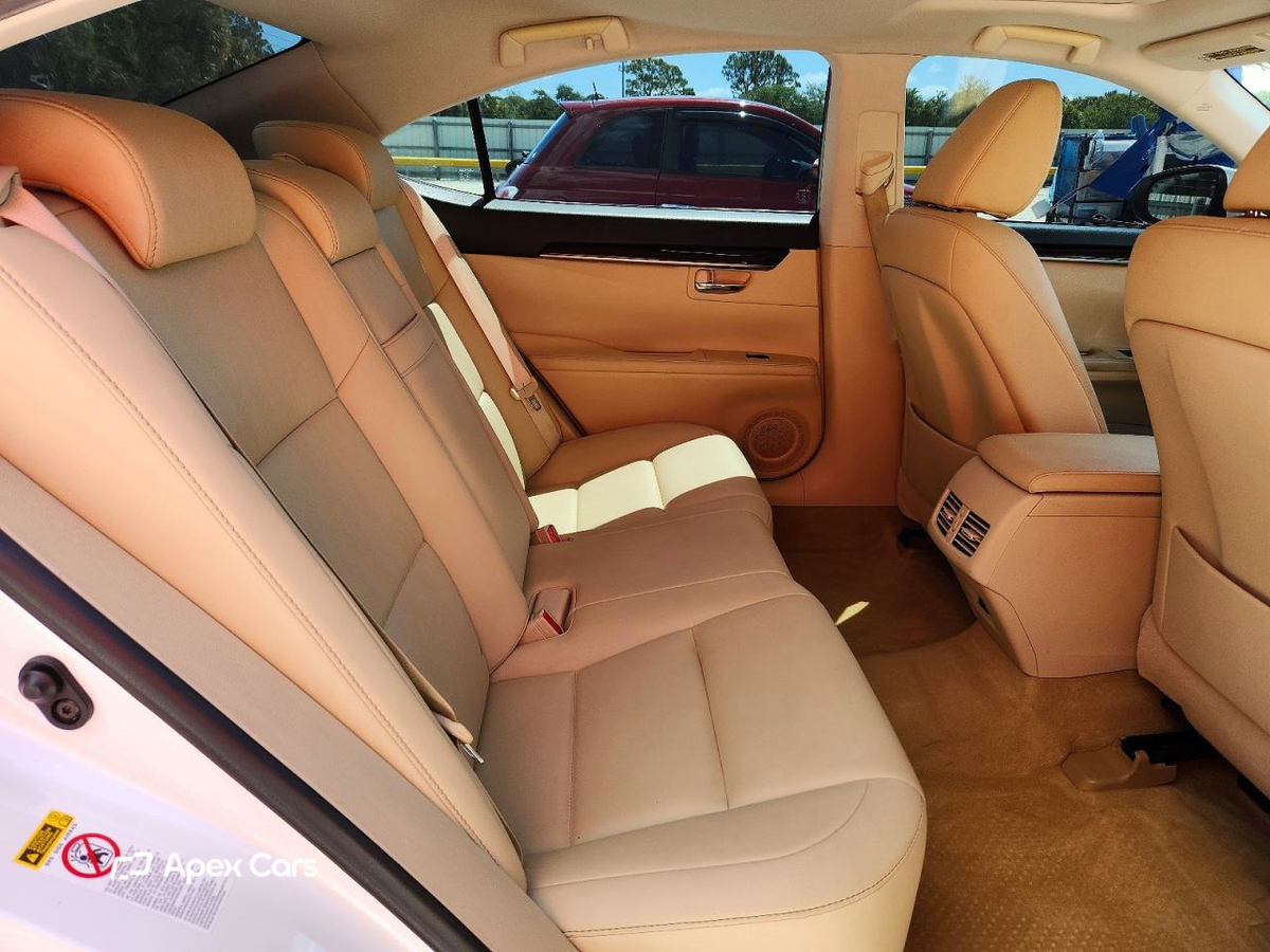 Lexus ES 2013