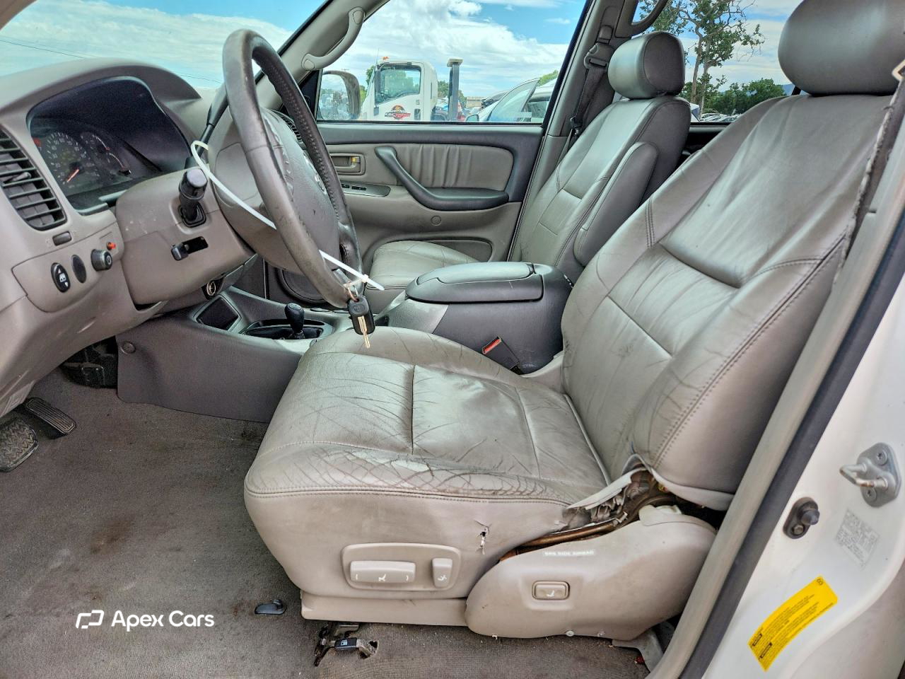 Toyota Sequoia 2003