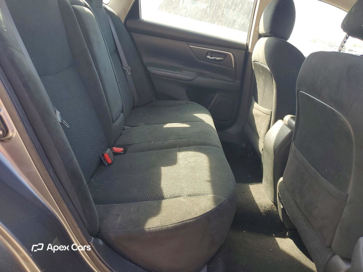 Nissan Altima 2015