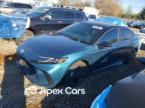 Toyota Camry 2025 - Image 1 of 13