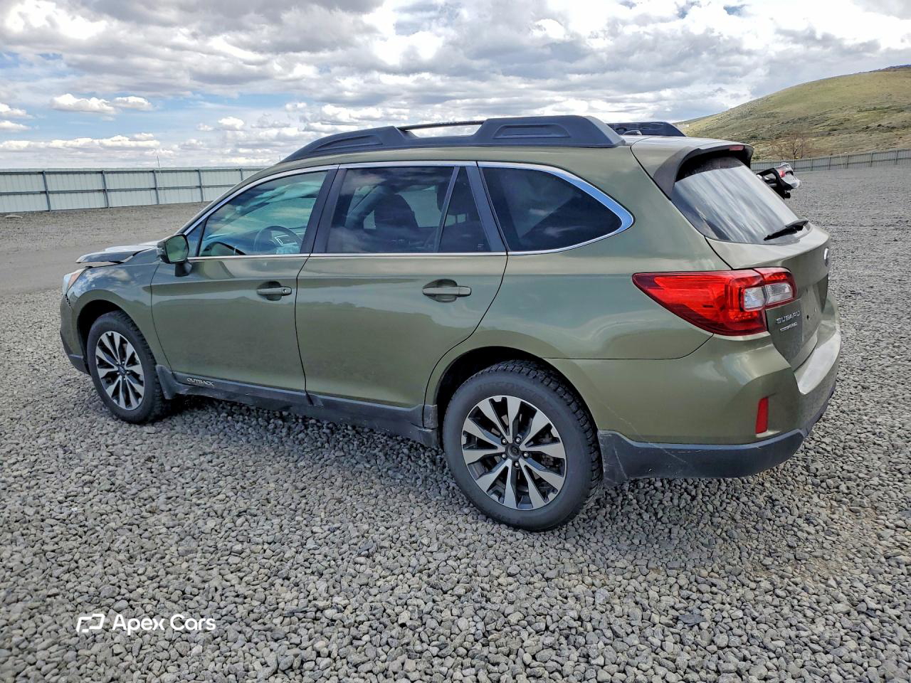 Subaru Outback 2015