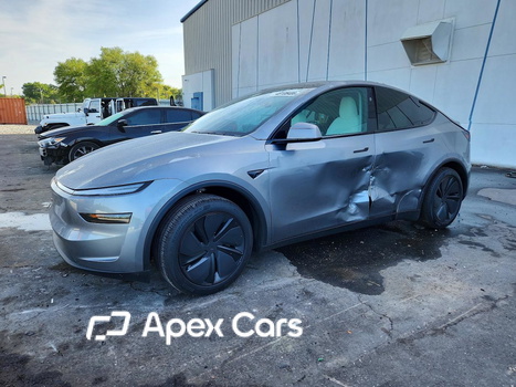 Tesla Model Y 2026 - Zdjęcie 1 z 14