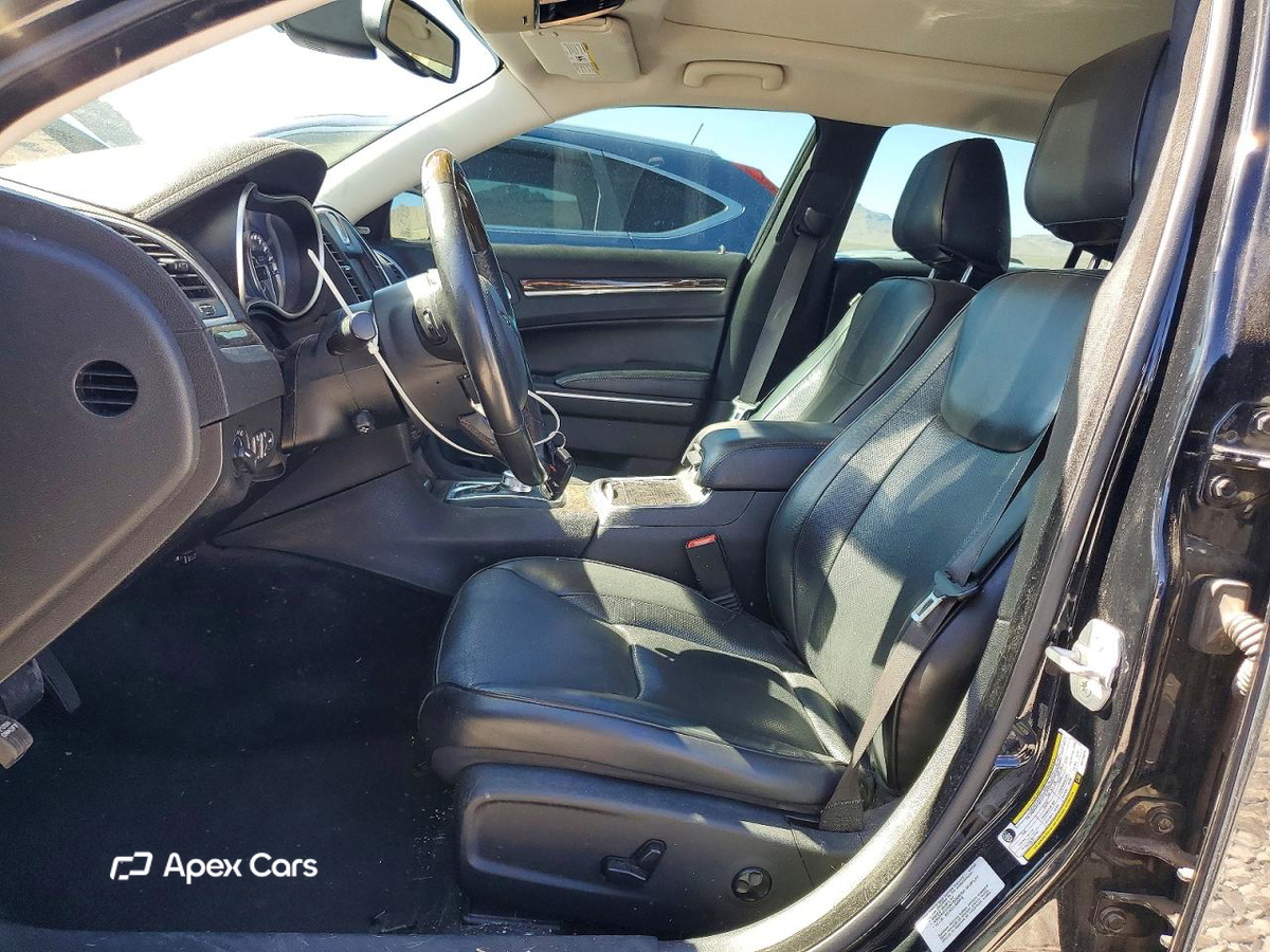 Chrysler 300 2016