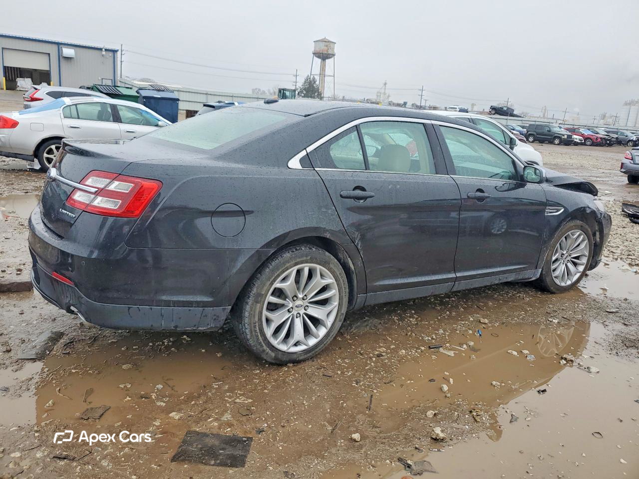 Ford Taurus 2015