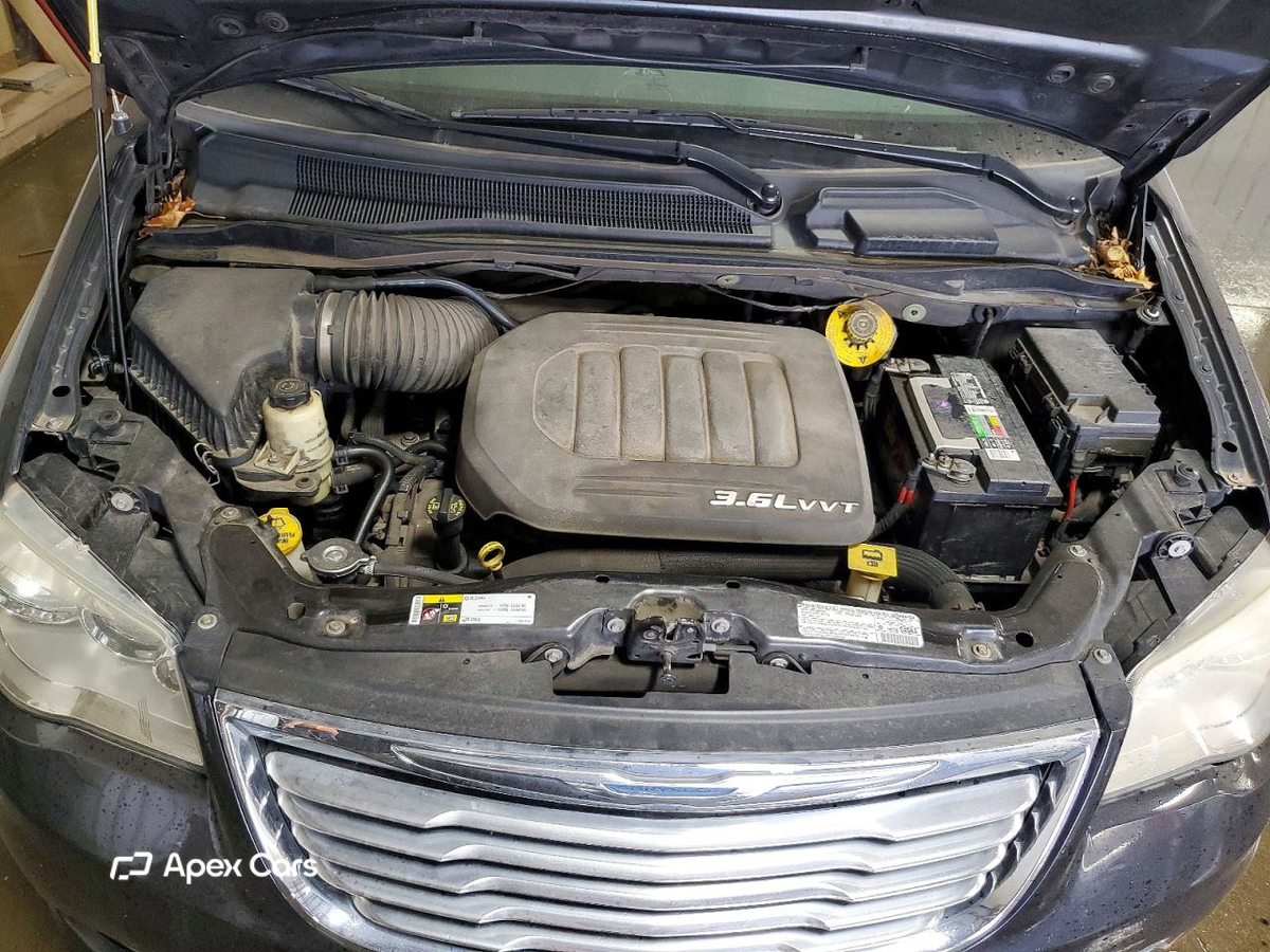 Chrysler Voyager 2013