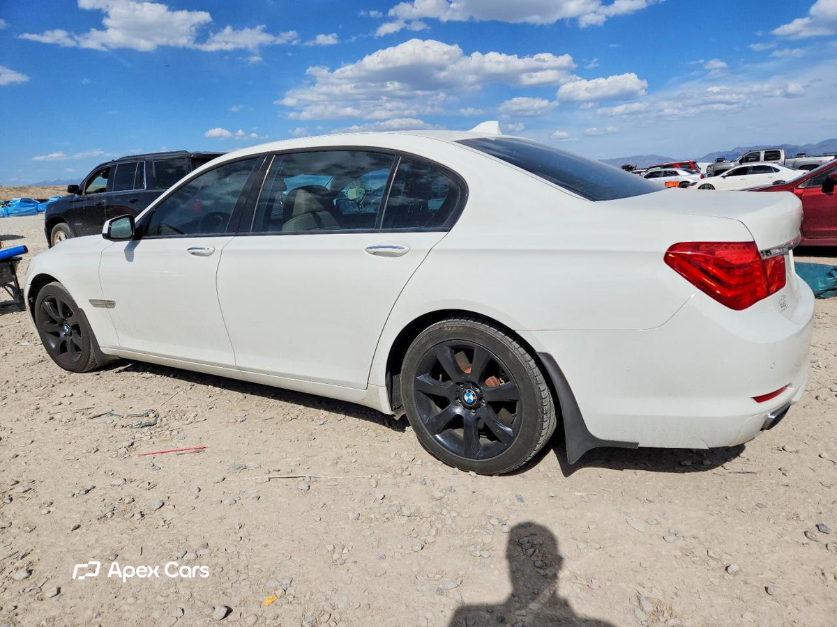 BMW Series 7 2010
