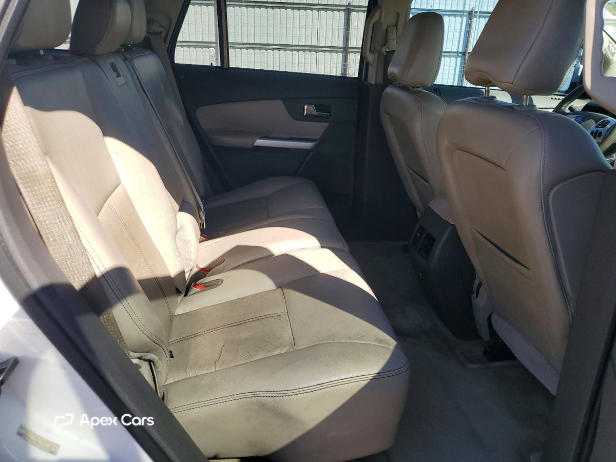 Ford Edge 2012