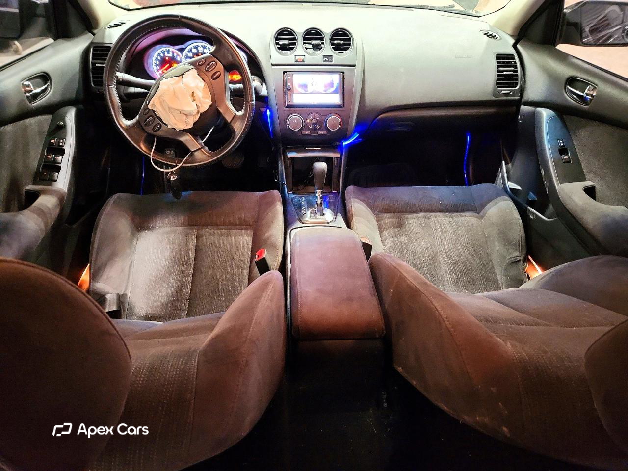 Nissan Altima 2011