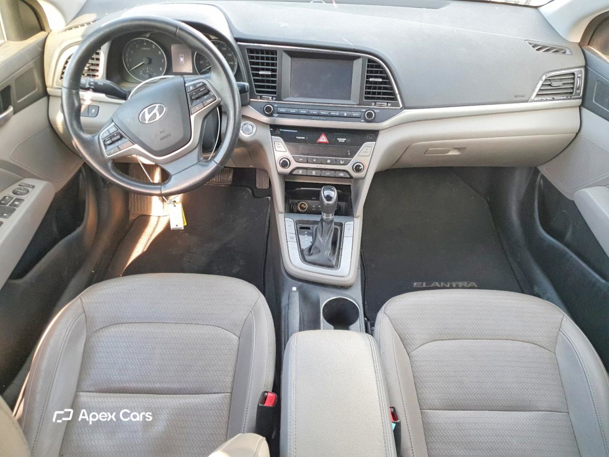 Hyundai Elantra 2017
