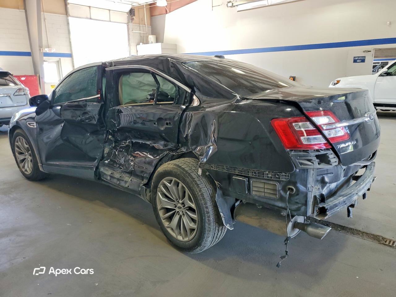 Ford Taurus 2019