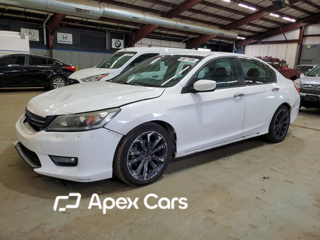 Honda Accord 2015 - Image 1 of 11