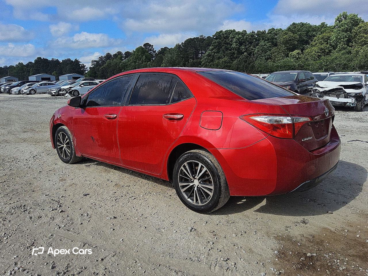 Toyota Corolla 2015