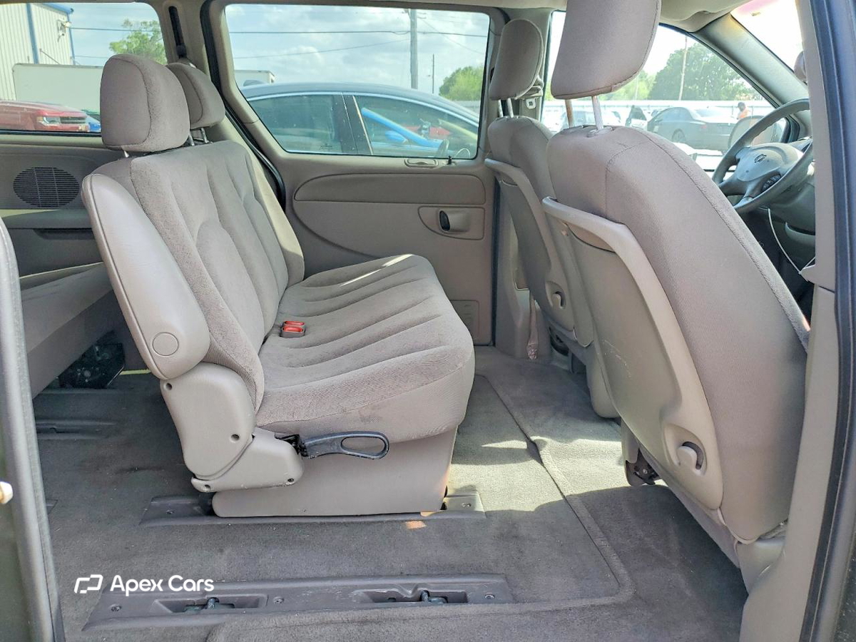 Dodge Caravan 2002