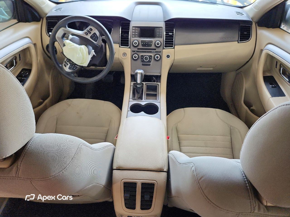 Ford Taurus 2016