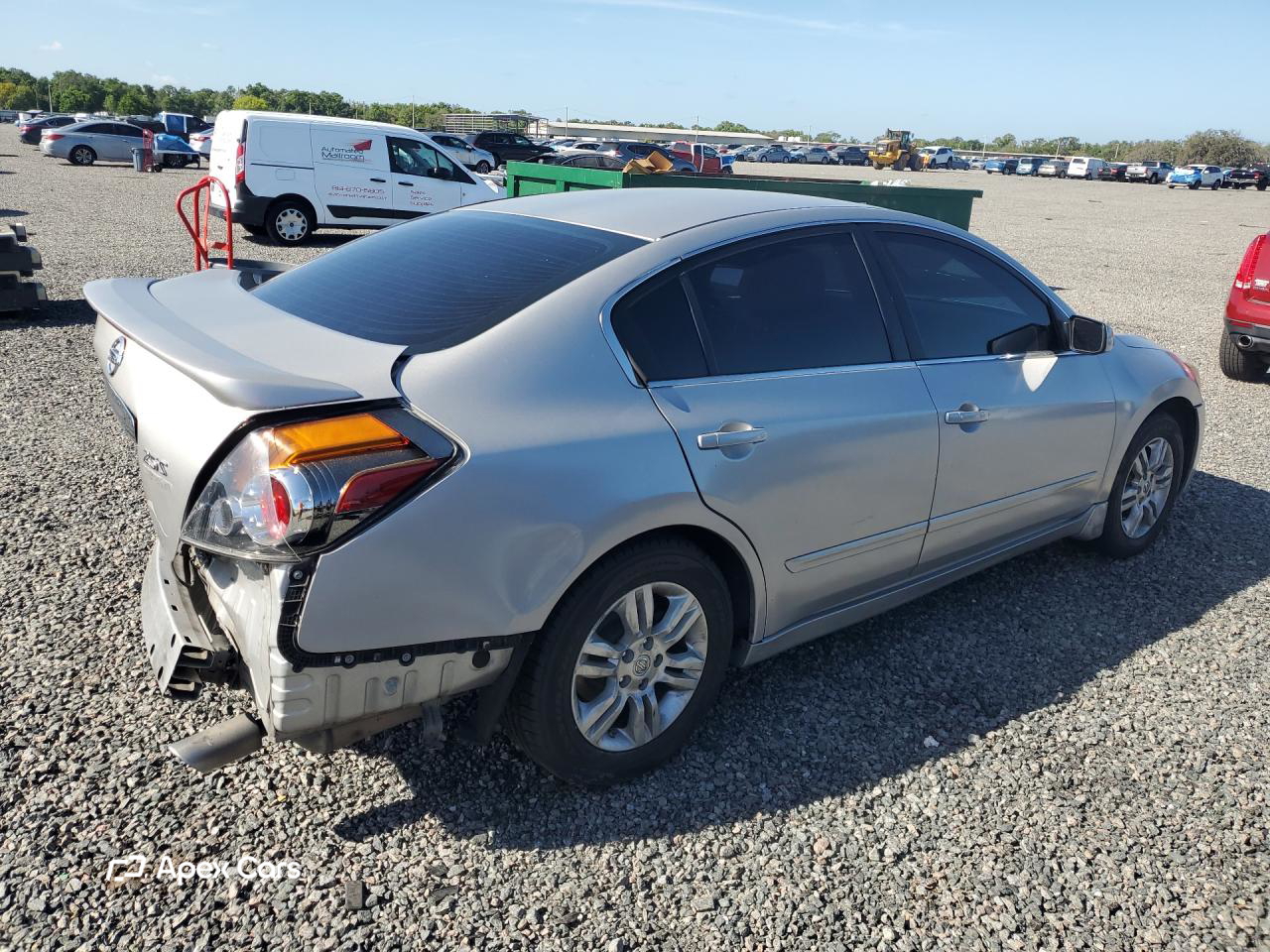 Nissan Altima 2011