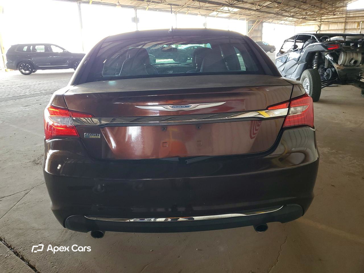 Chrysler 200 2013
