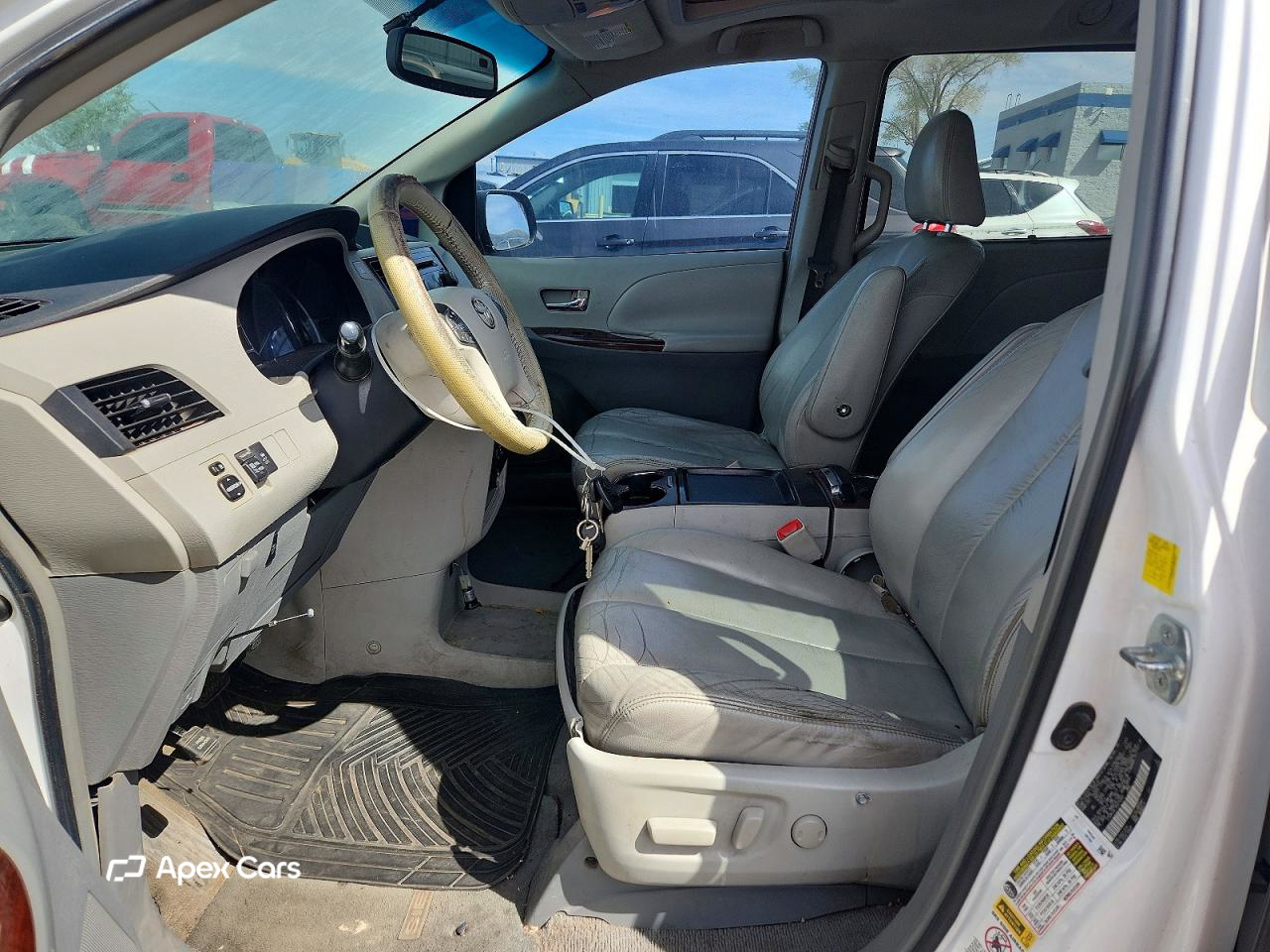 Toyota Sienna 2011