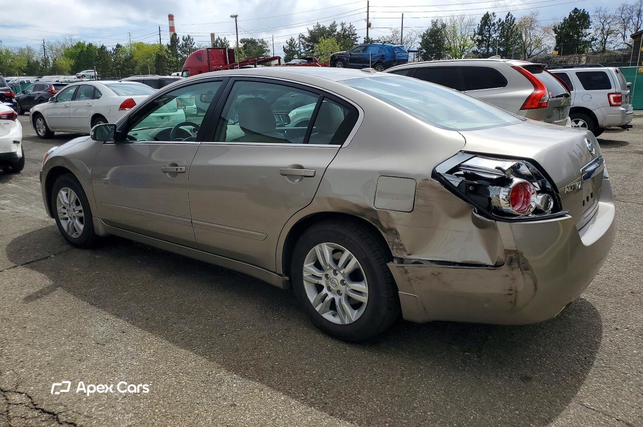 Nissan Altima 2012