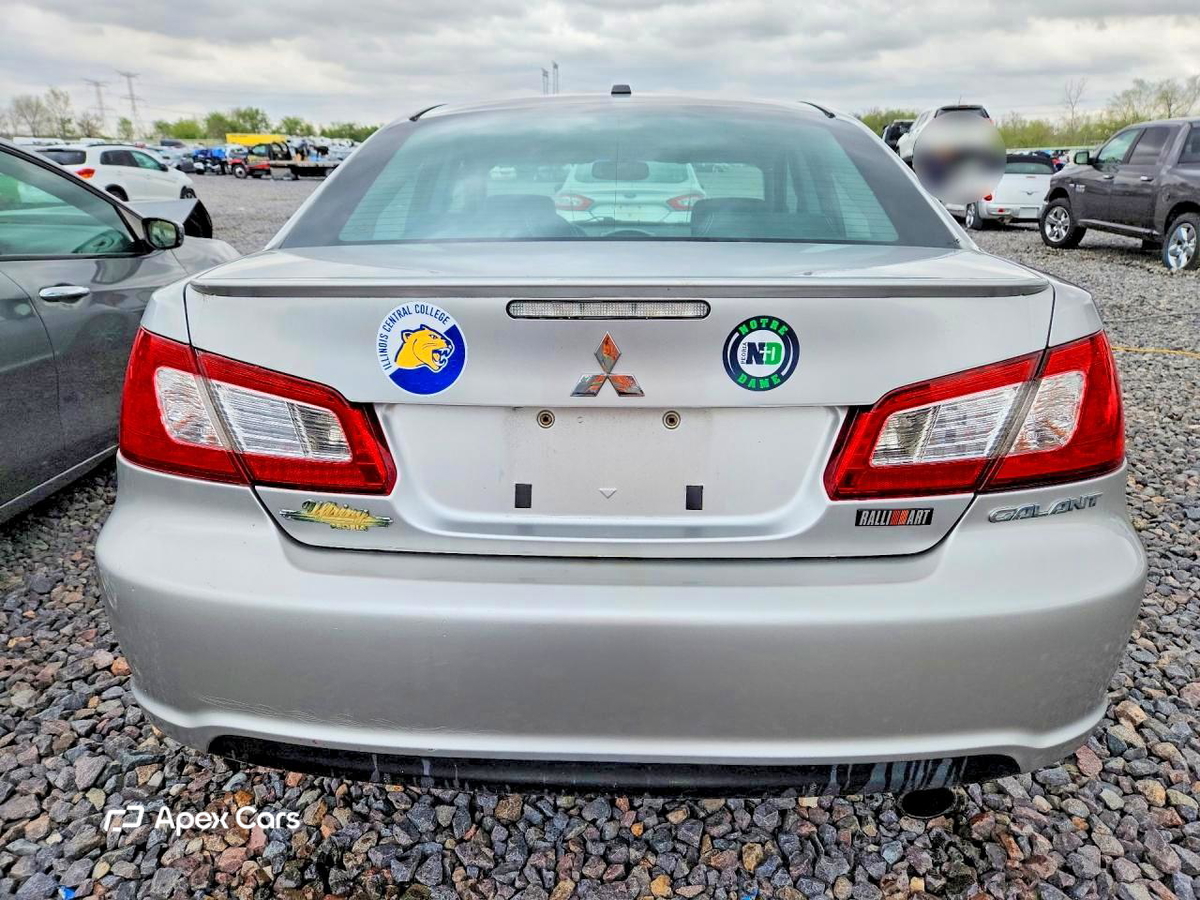 Mitsubishi Galant 2009