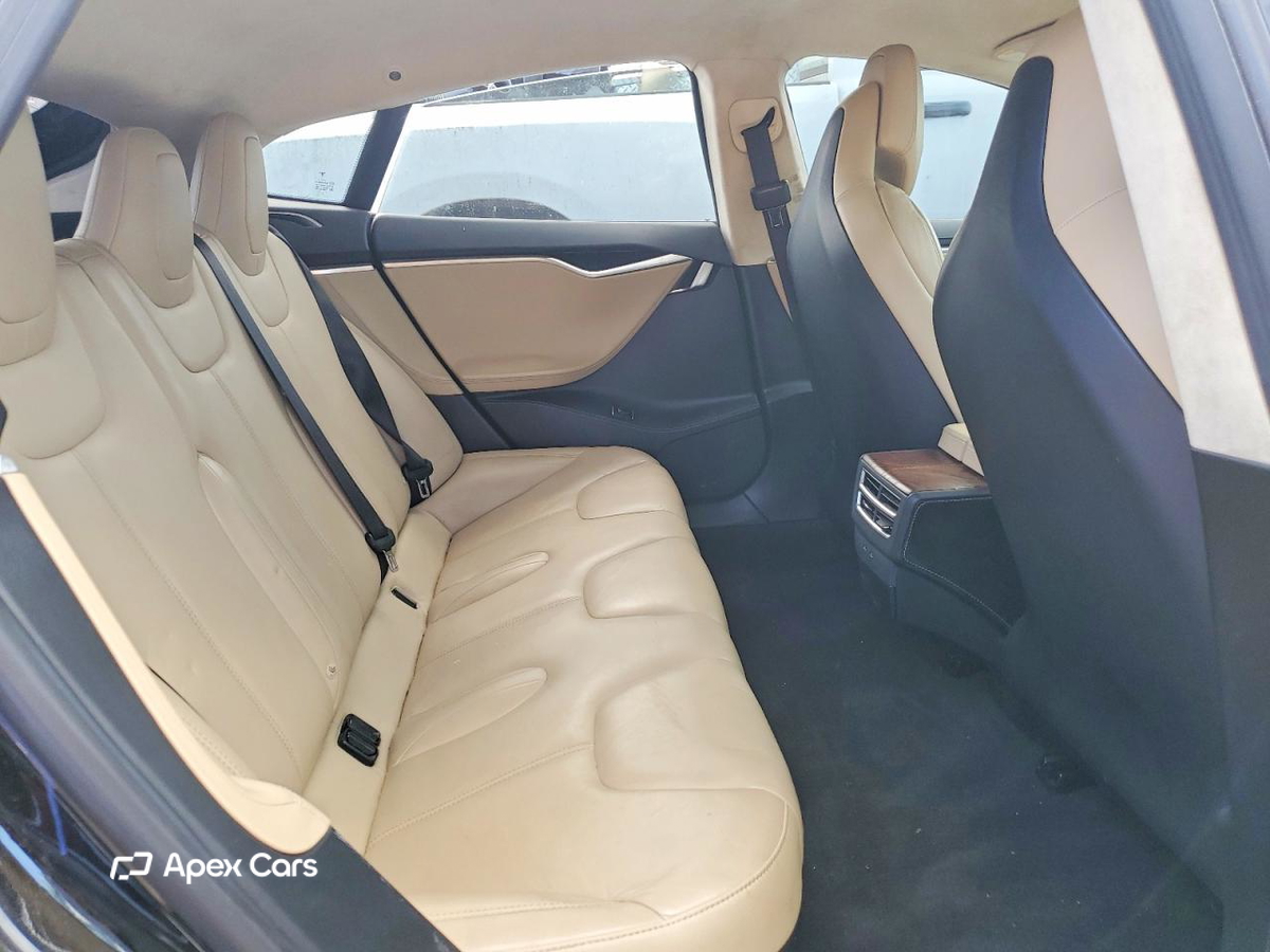 Tesla Model S 2017