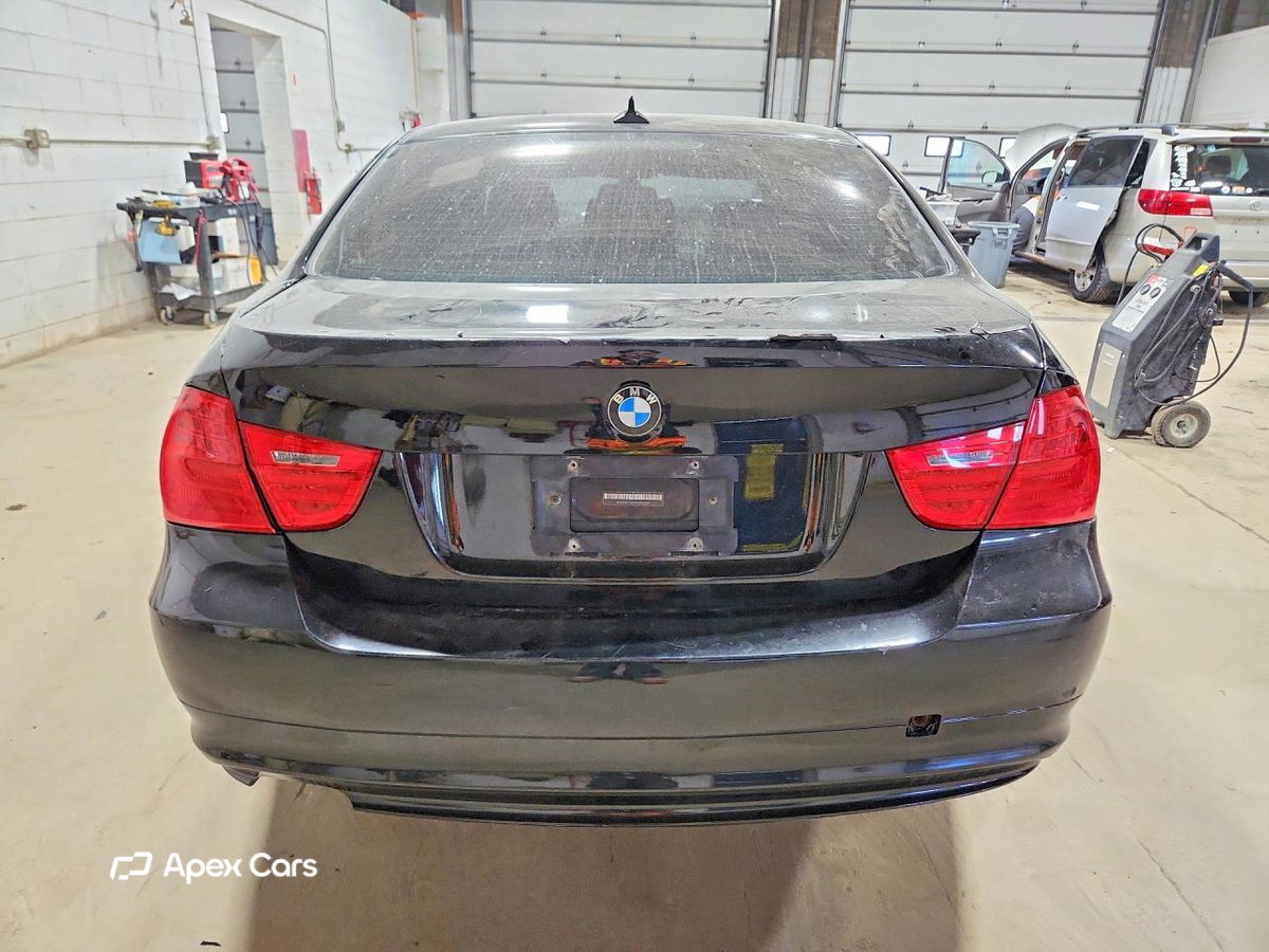BMW Series 3 2011