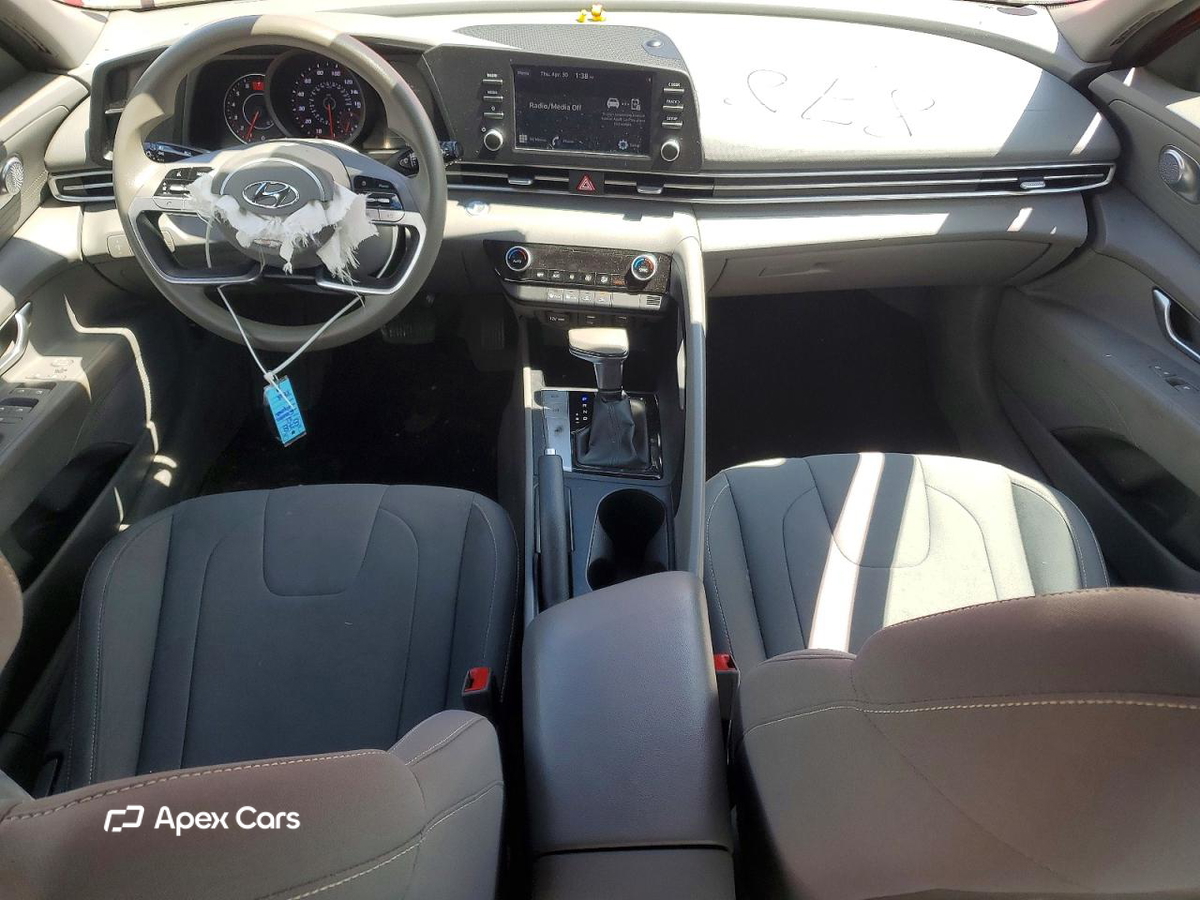 Hyundai Elantra 2021