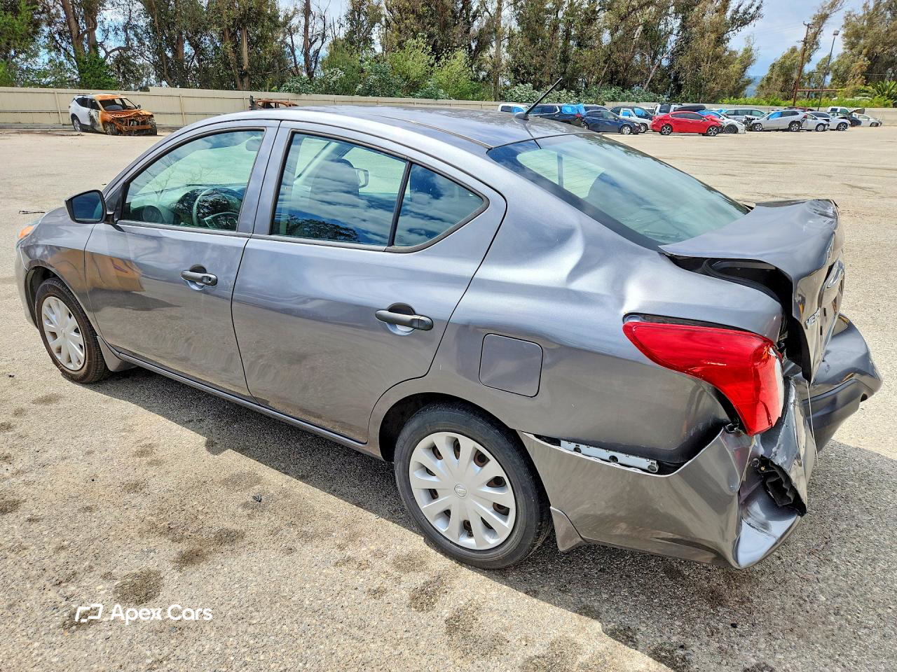 Nissan Versa 2016