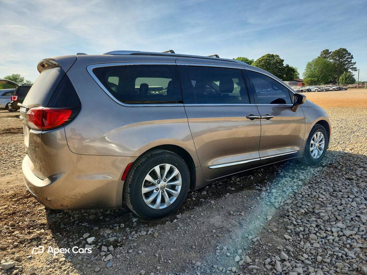 Chrysler Pacifica 2018