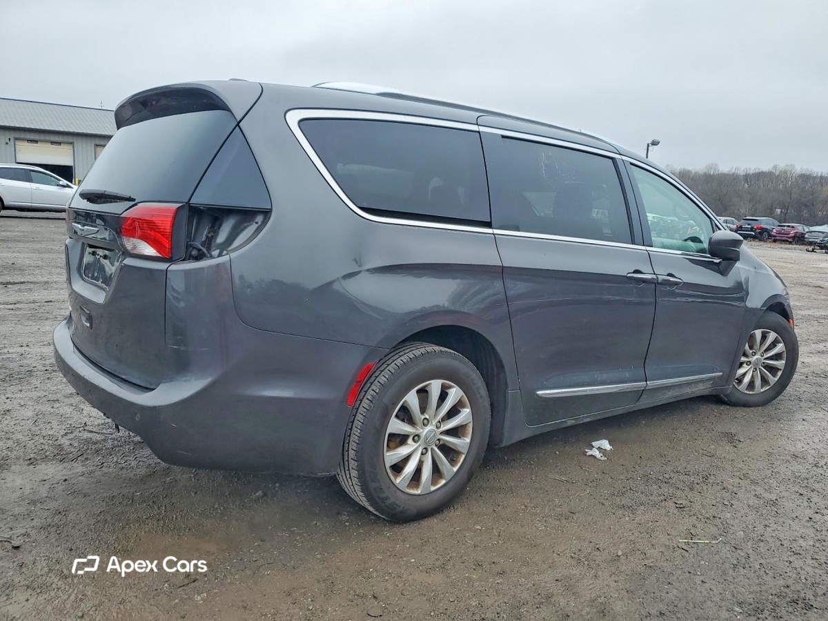 Chrysler Pacifica 2019