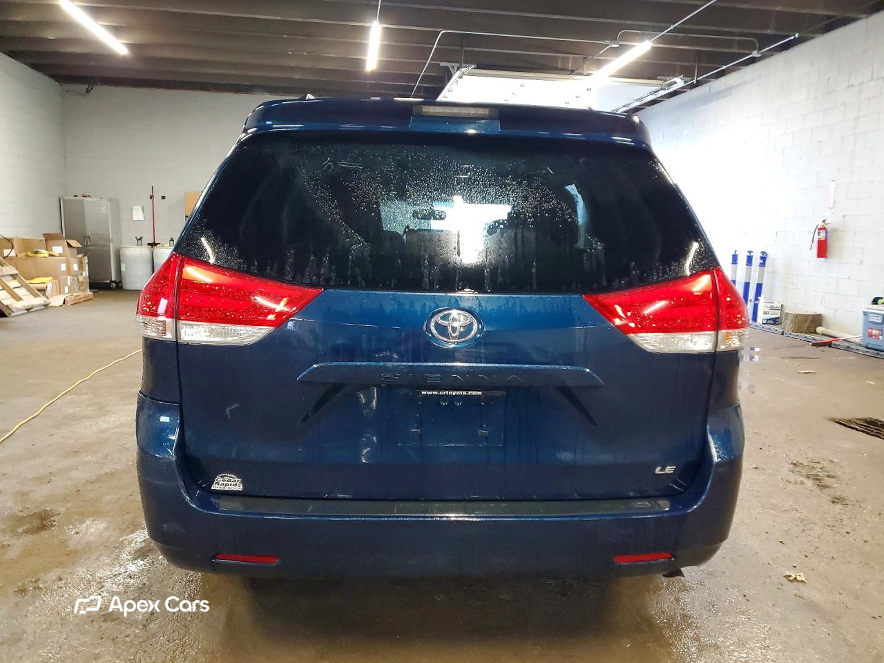 Toyota Sienna 2011