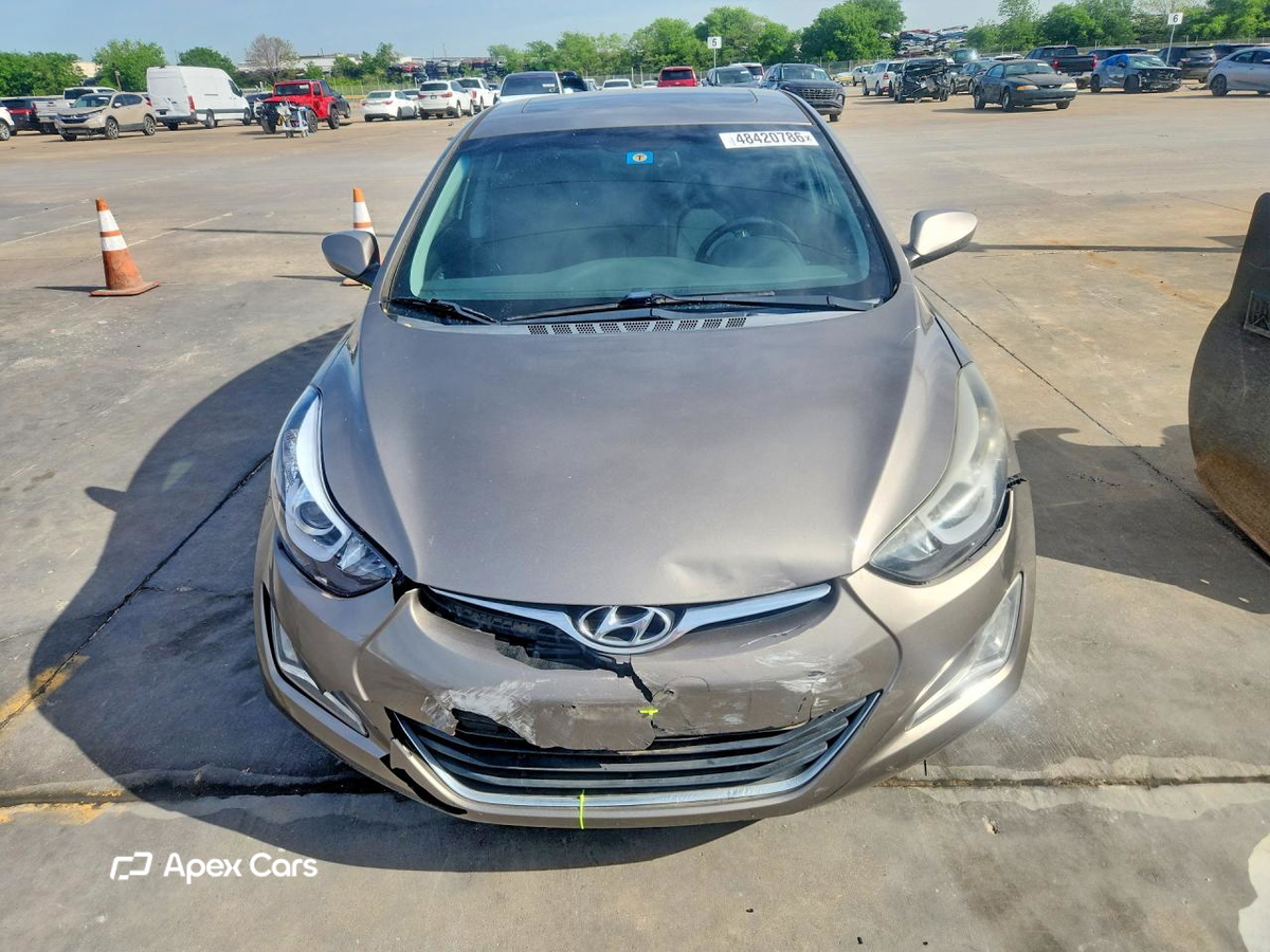 Hyundai Elantra 2015