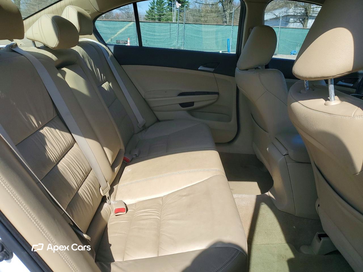 Honda Accord 2011