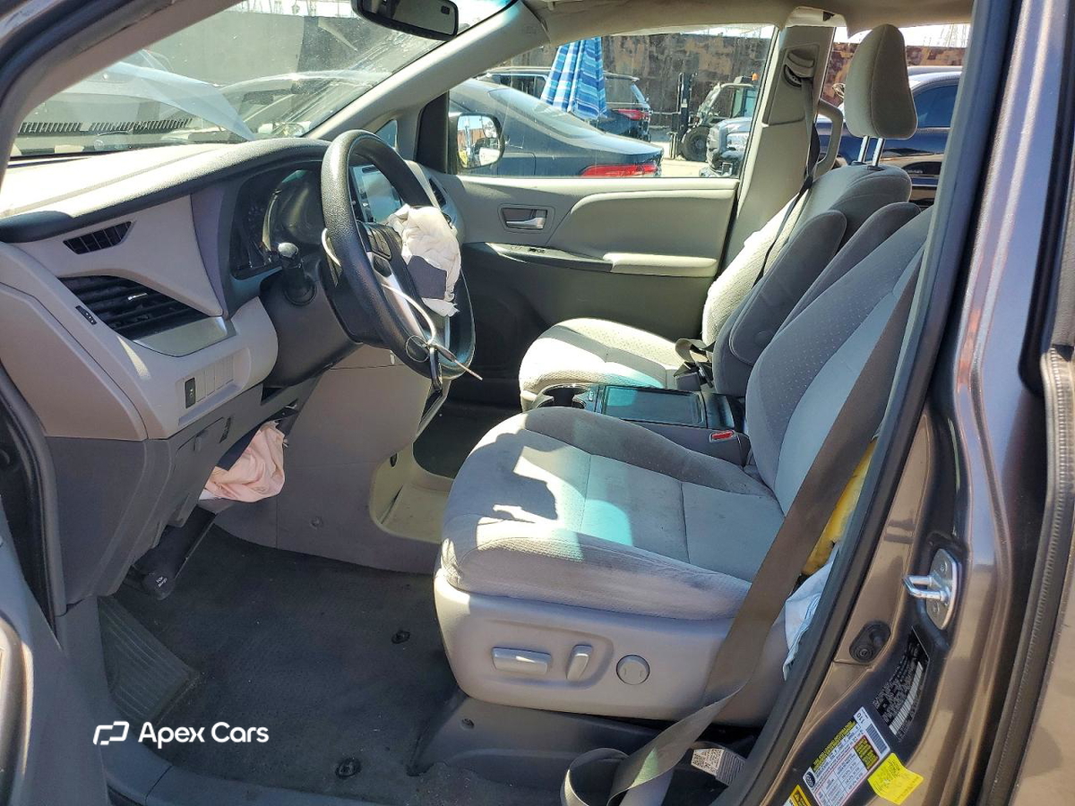 Toyota Sienna 2017