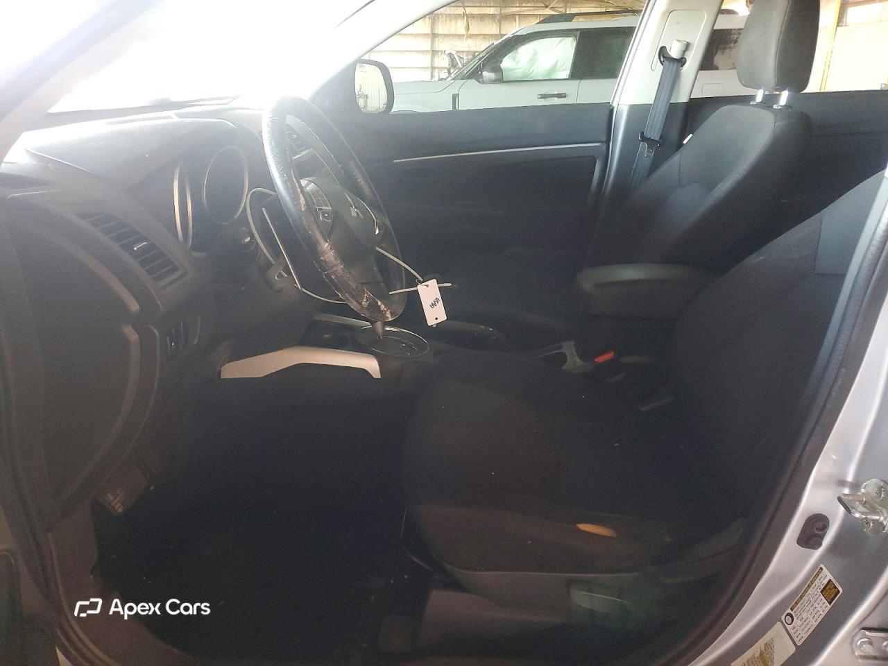 Mitsubishi Outlander 2012