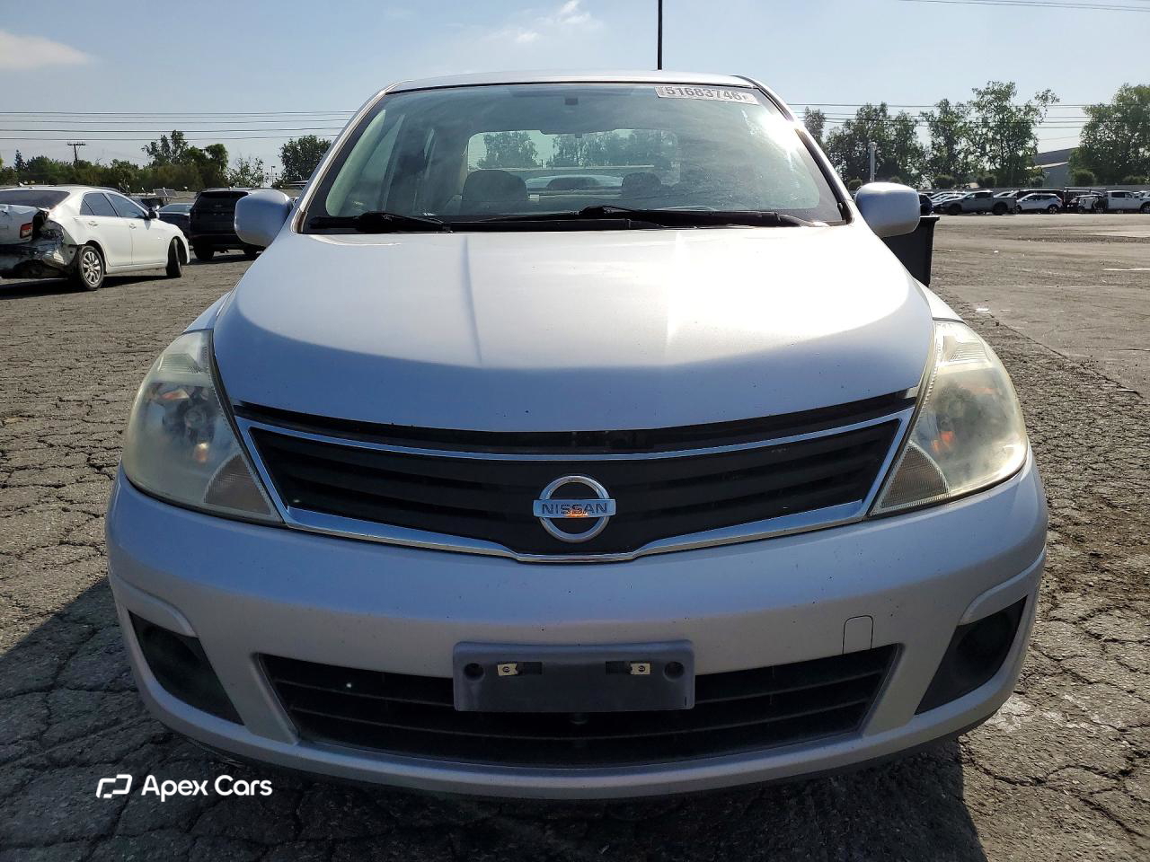 Nissan Versa 2011