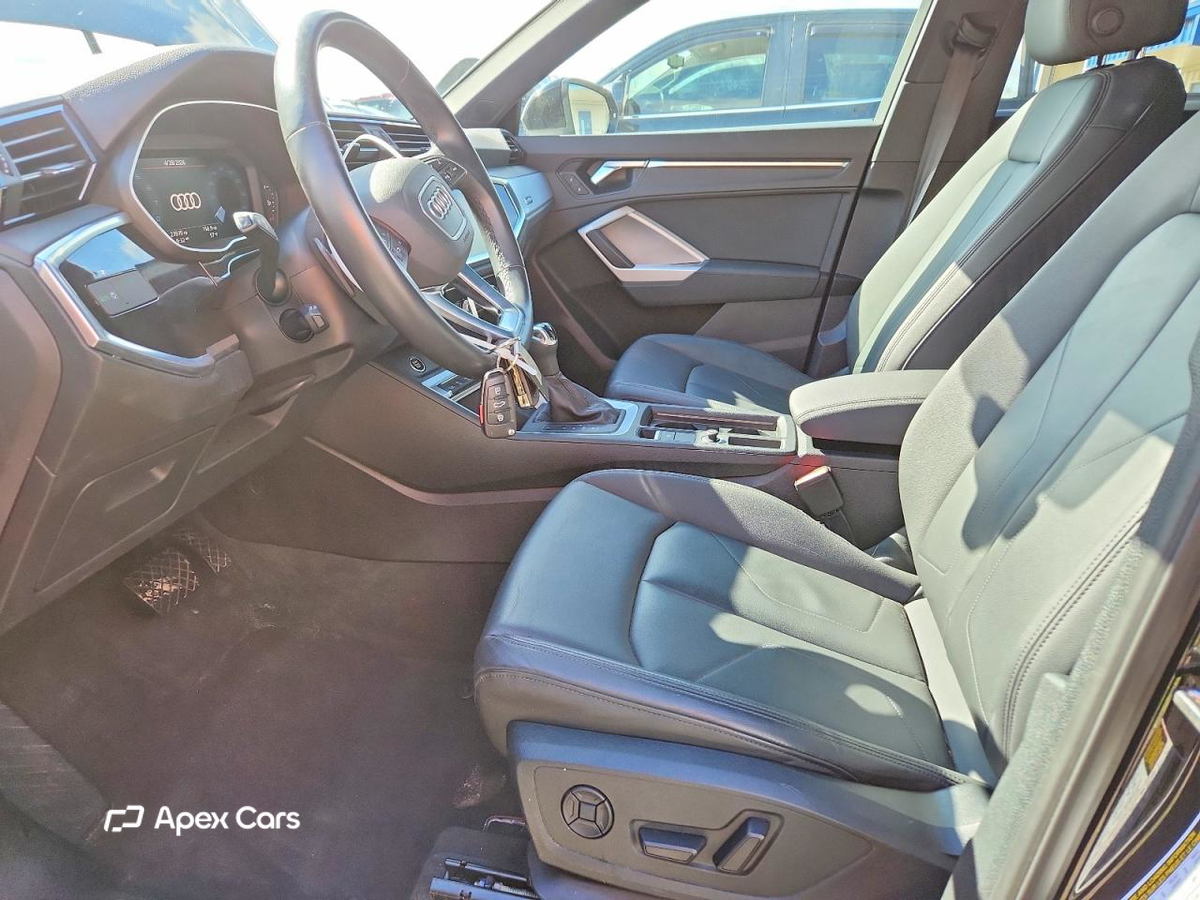 Audi Q3 2021