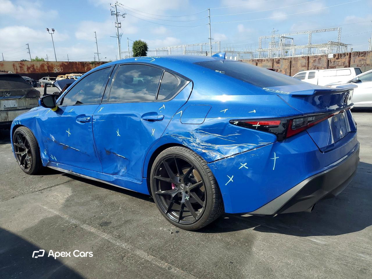 Lexus IS 2021