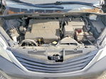 Toyota Sienna 2011