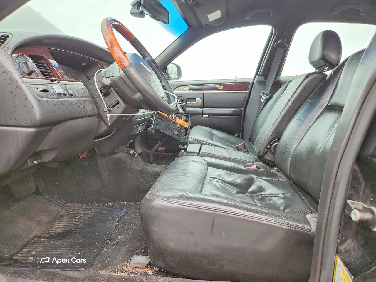 Lincoln Town Car 2010