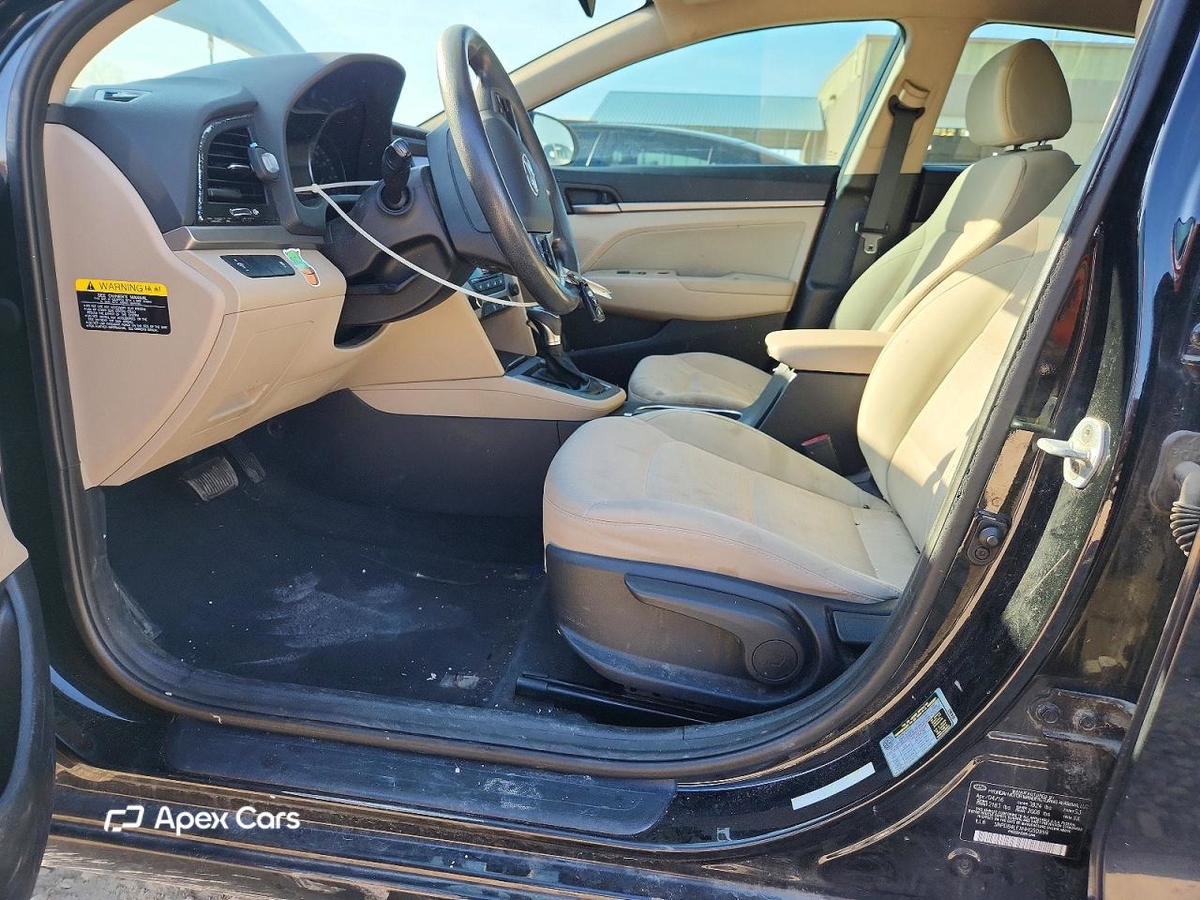 Hyundai Elantra 2017