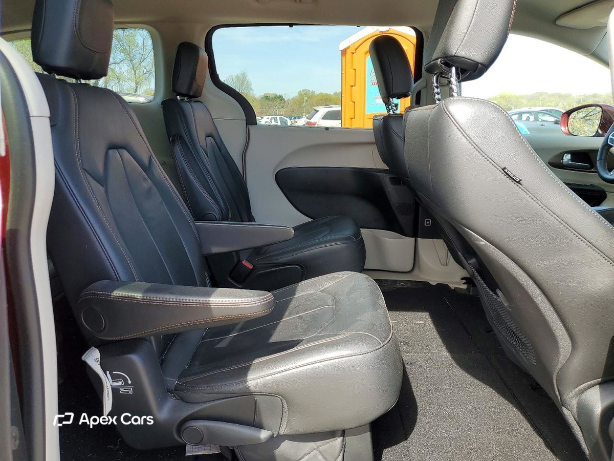 Chrysler Pacifica 2017