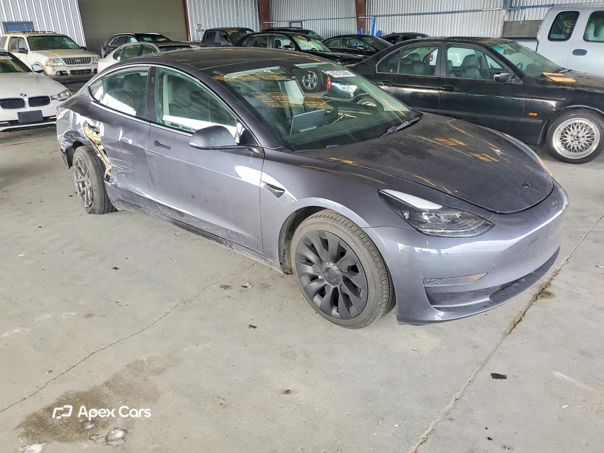 Tesla Model 3 2023
