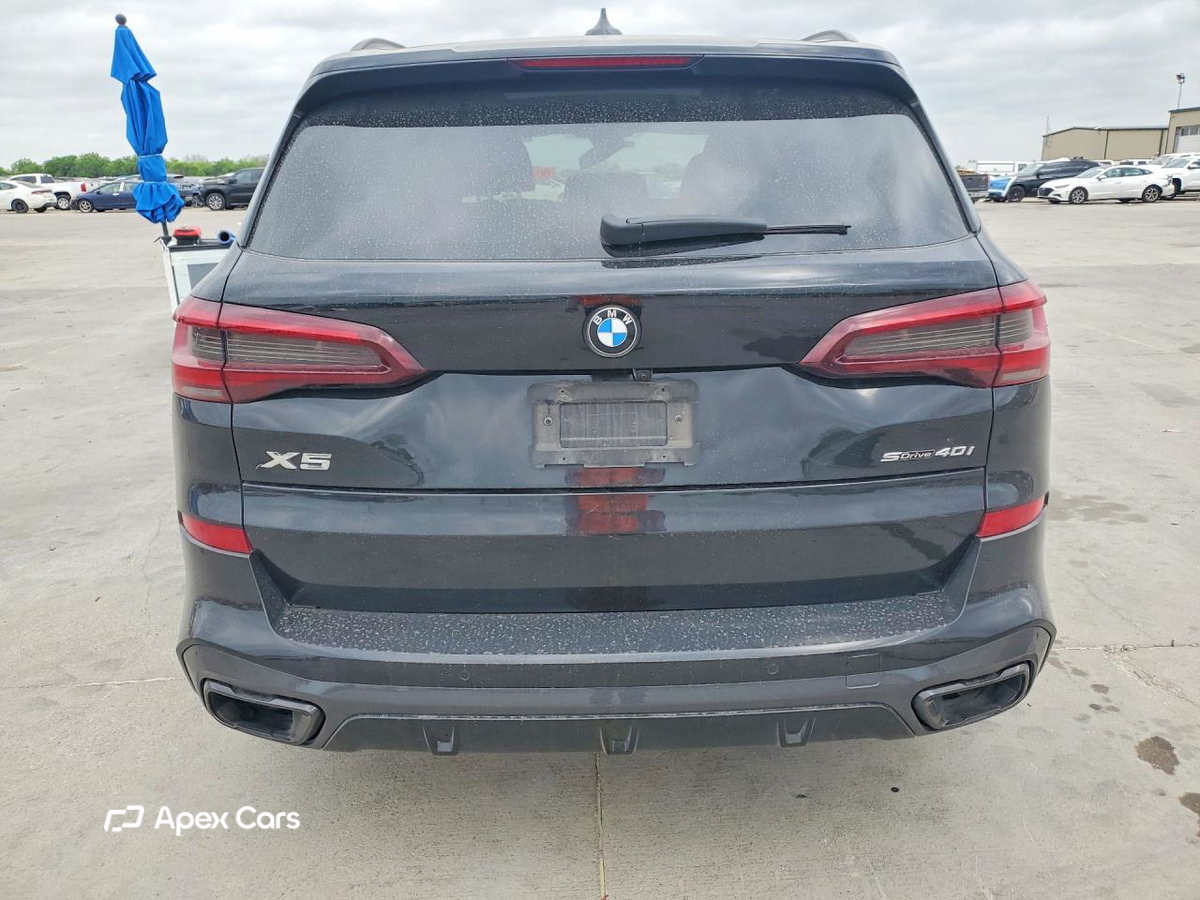 BMW X5 2021